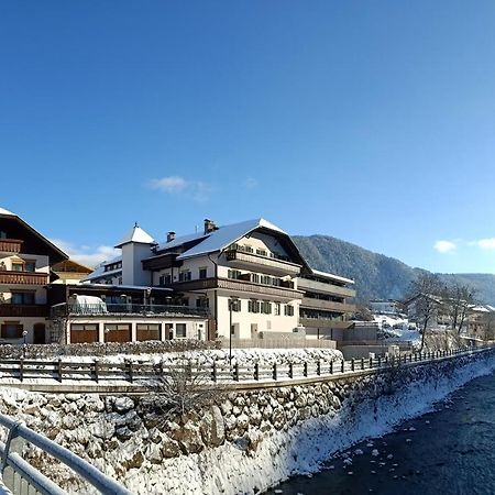 River Hotel Post Kiens Exterior foto
